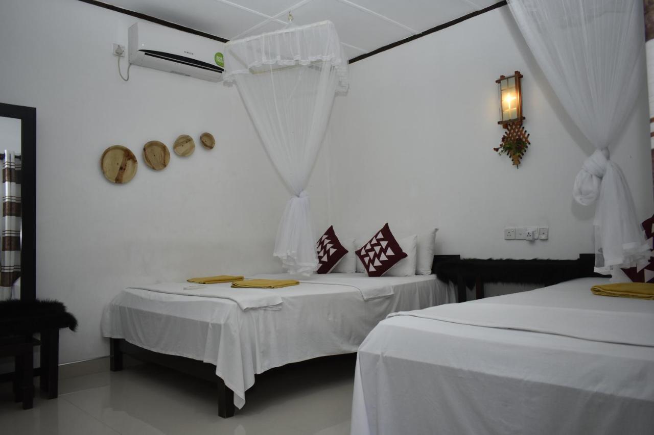 Sigiri Rock Side Home Stay Sigiriya Exteriör bild