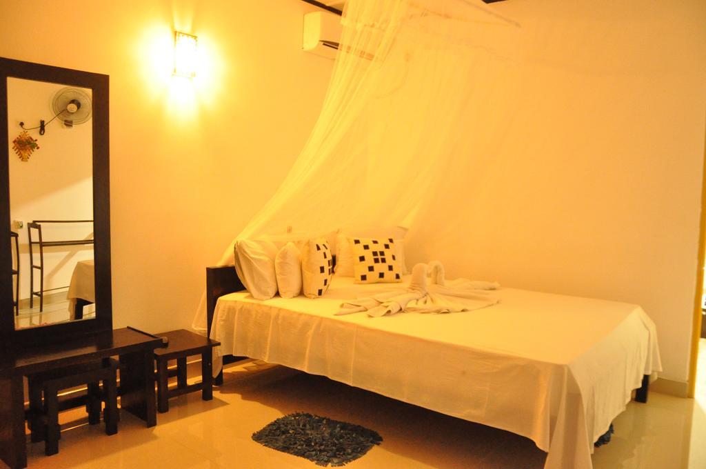 Sigiri Rock Side Home Stay Sigiriya Exteriör bild