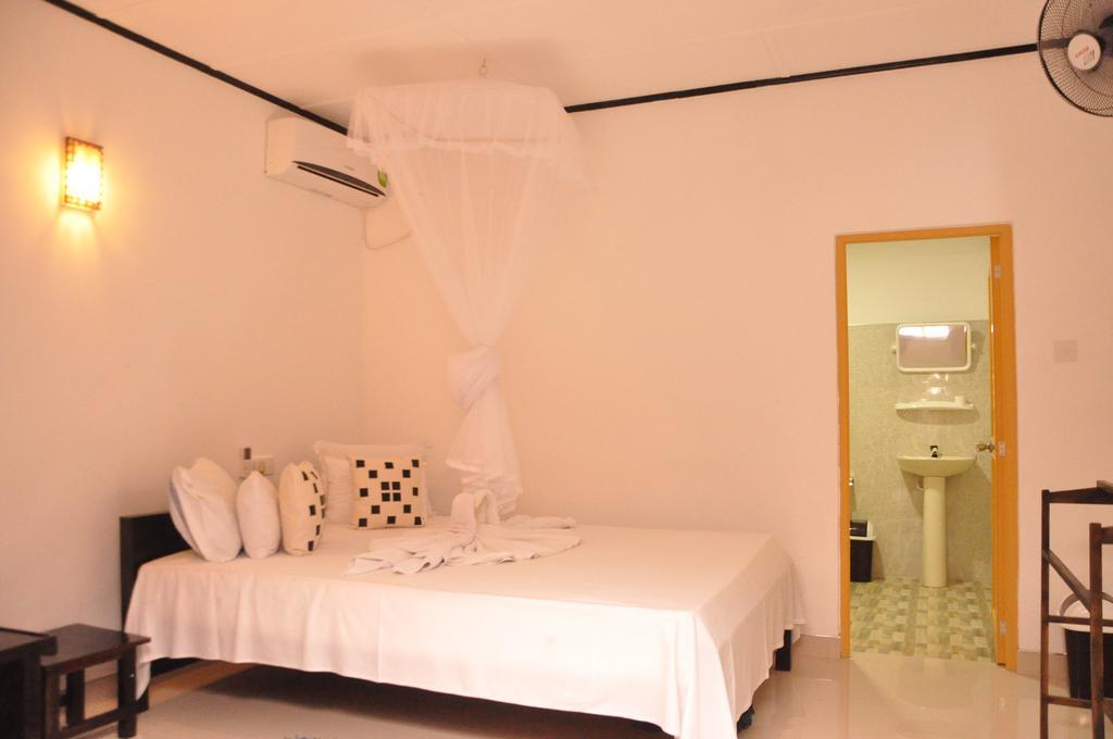 Sigiri Rock Side Home Stay Sigiriya Exteriör bild