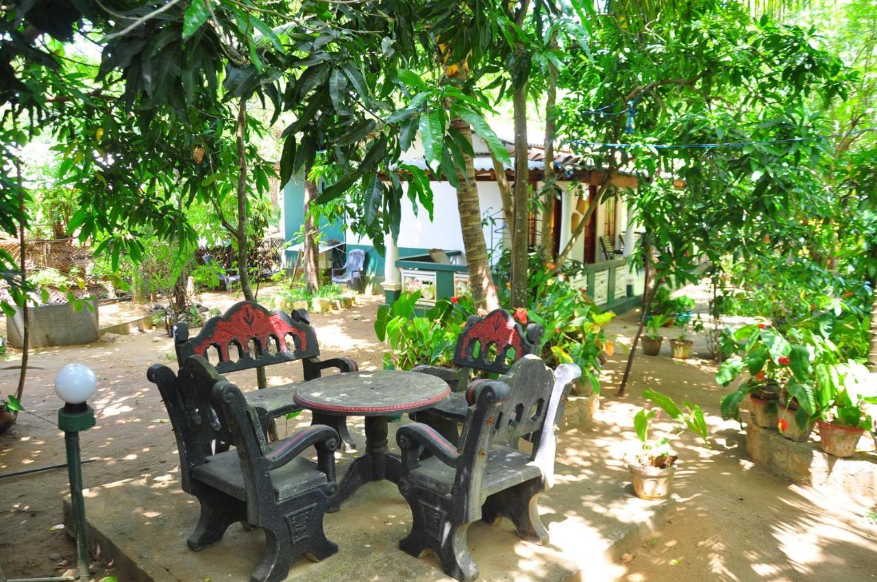 Sigiri Rock Side Home Stay Sigiriya Exteriör bild